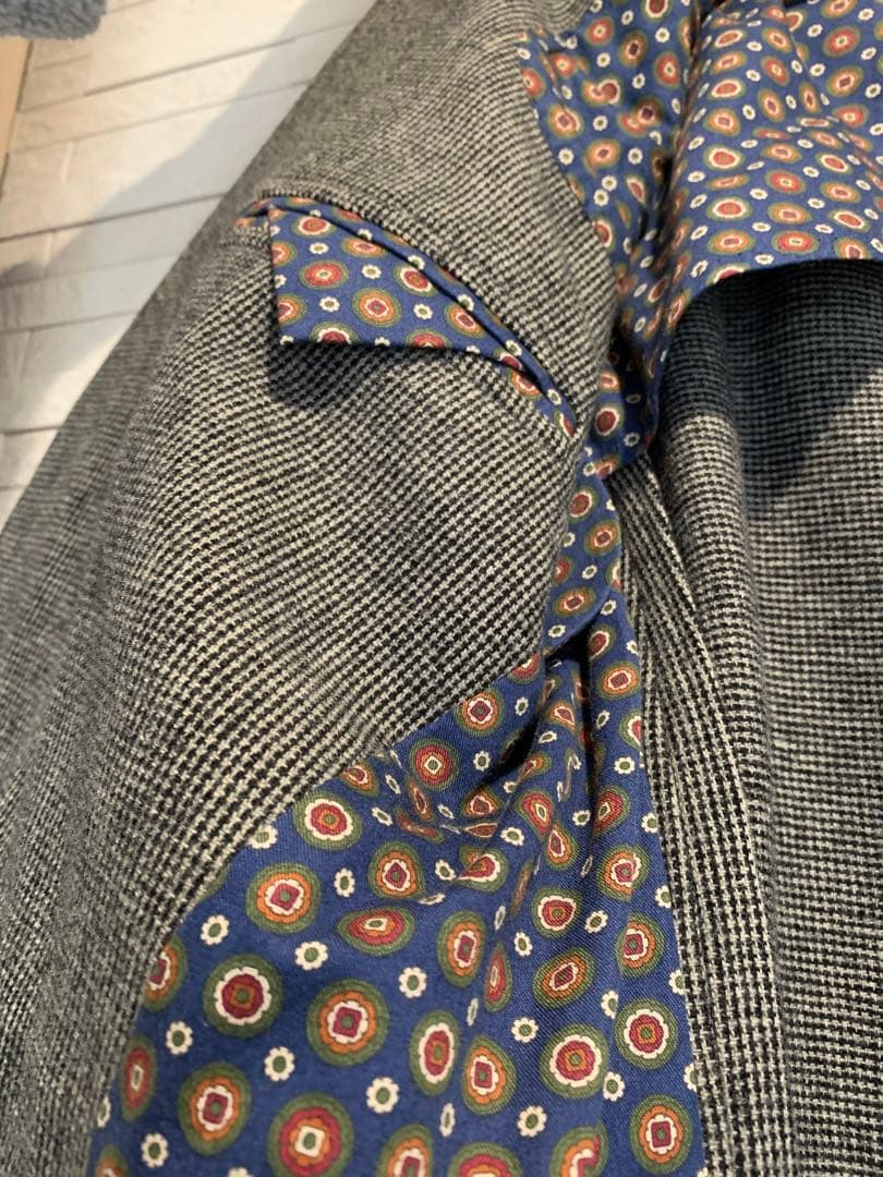 グレー ウール100%のテーラードジャケット