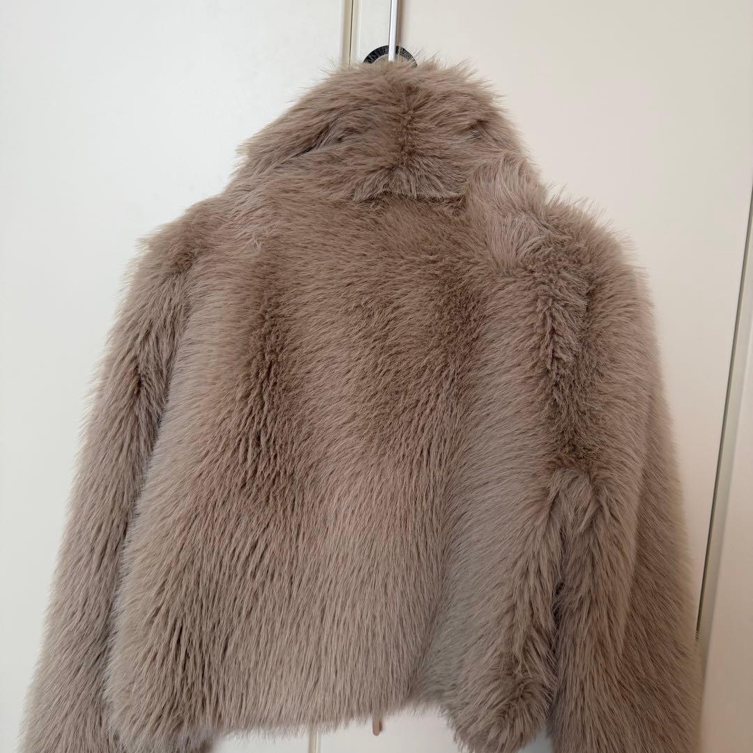 ZARA ダブルフェイクファージャケット