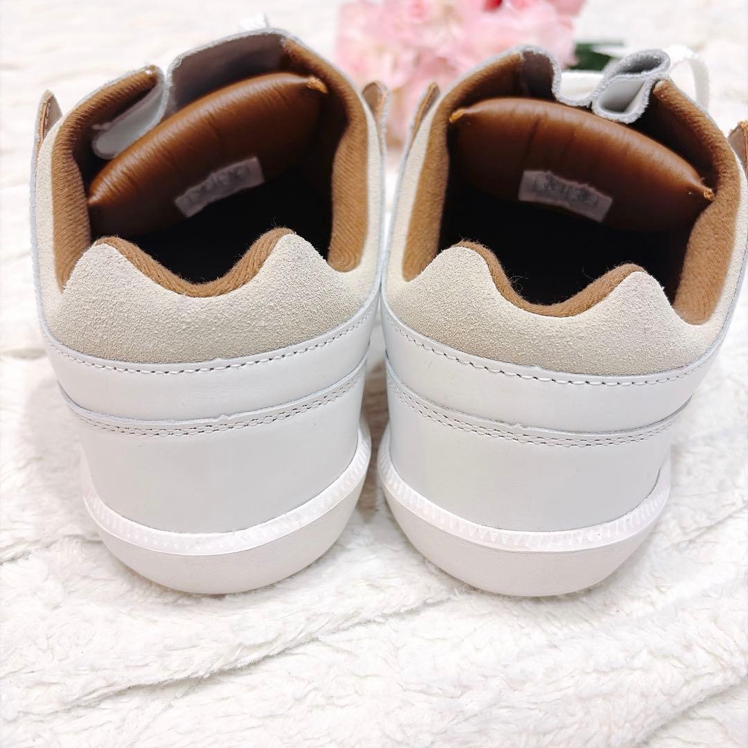 にゅ〜ず　スニーカー　バンクシー　BRANDALISED 24cm