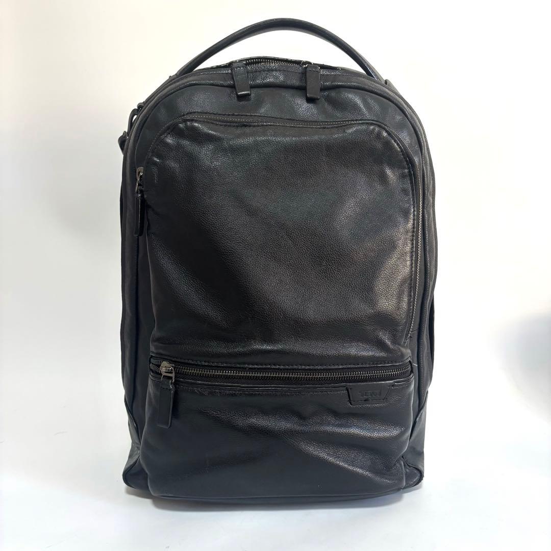 トゥミ バックパック ブラッドナー ハリソン ベイツ オールレザー ブラック