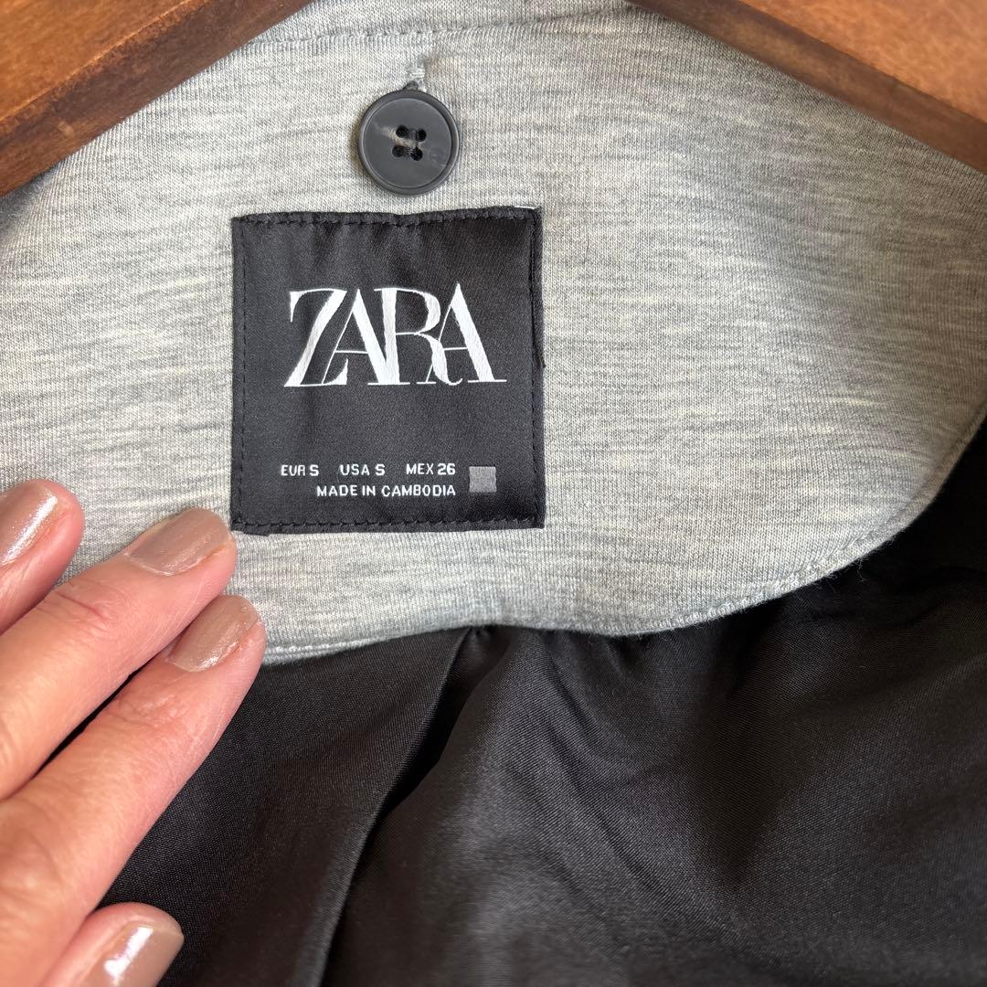 ZARA ブラック デタッチャブルフード コントラストコート