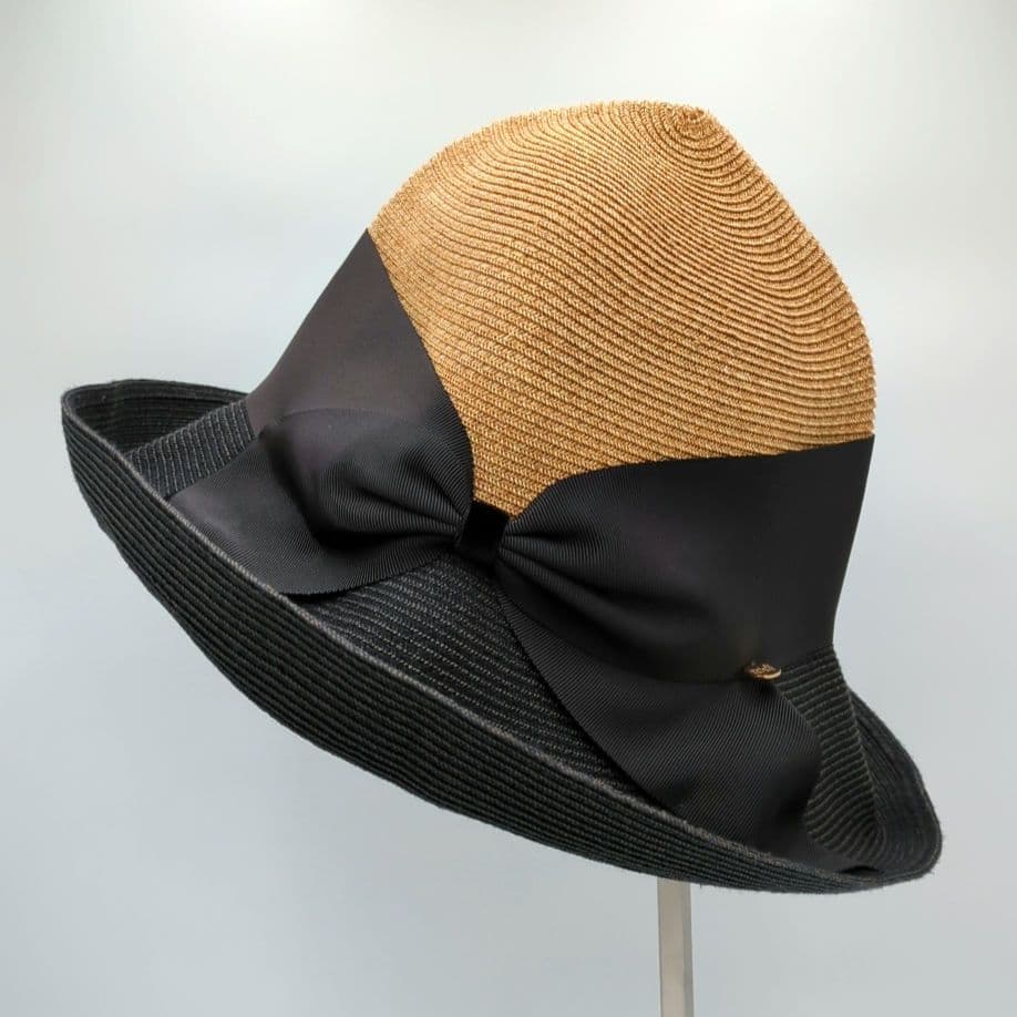 【美品】アシーナニューヨーク　リボン麦わら帽子　調節可　バイカラー