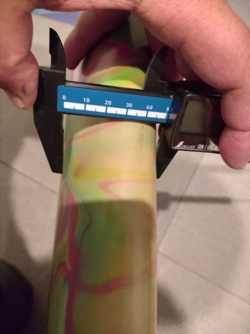 ジェイク・モス　クワットフィン