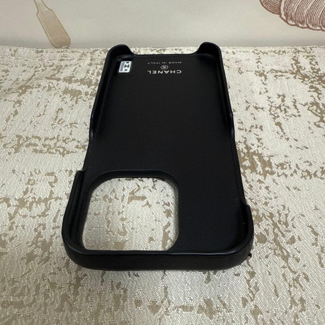 CHANELシャネル★AP4121ラムスキンスマホケース★iPhone15pro