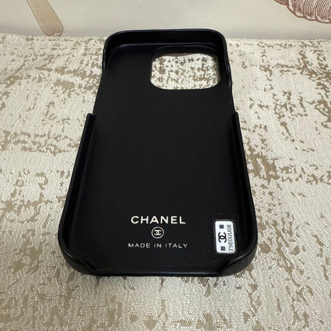 CHANELシャネル★AP4121ラムスキンスマホケース★iPhone15pro