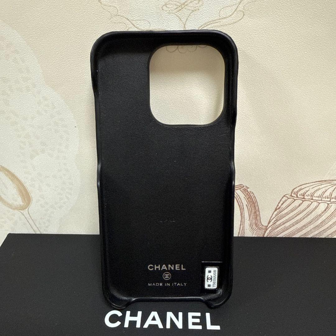 CHANELシャネル★AP4121ラムスキンスマホケース★iPhone15pro