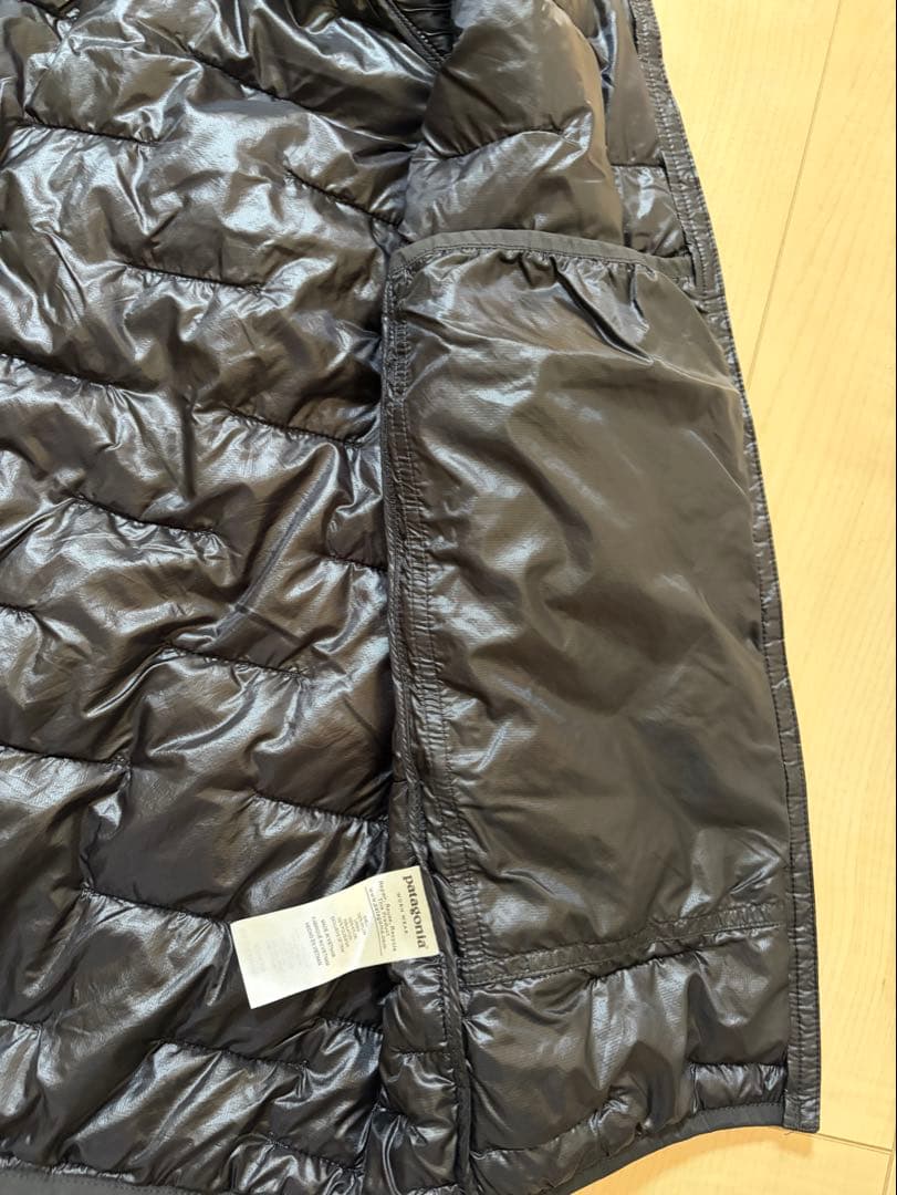 【美品】パタゴニア マイクロ・パフ・ベスト M 黒 STY84075 化繊ダウン