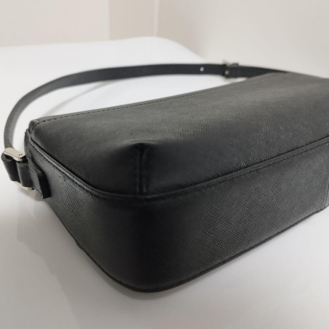 未使用金具シール付き☆　バーバリー　ワンショルダーバッグ　ロゴプレート　y2k