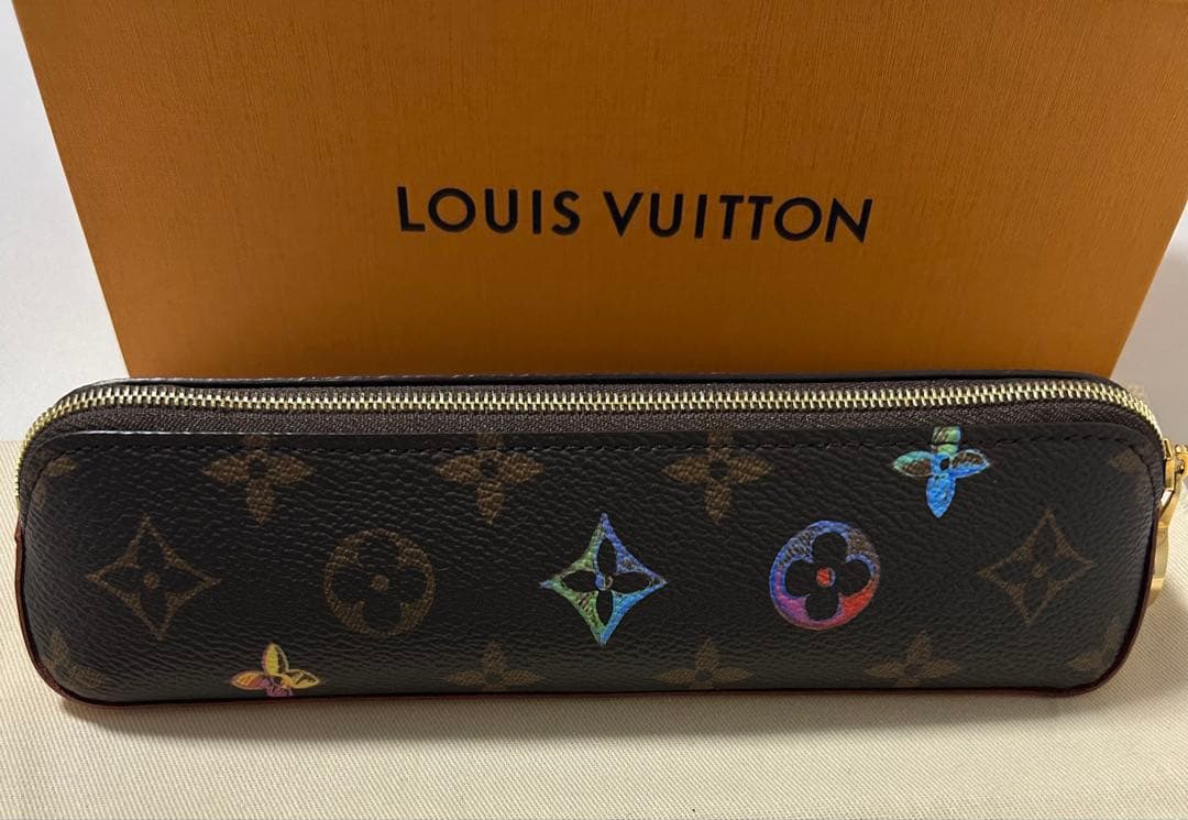 ルイヴィトン　ペンケース
