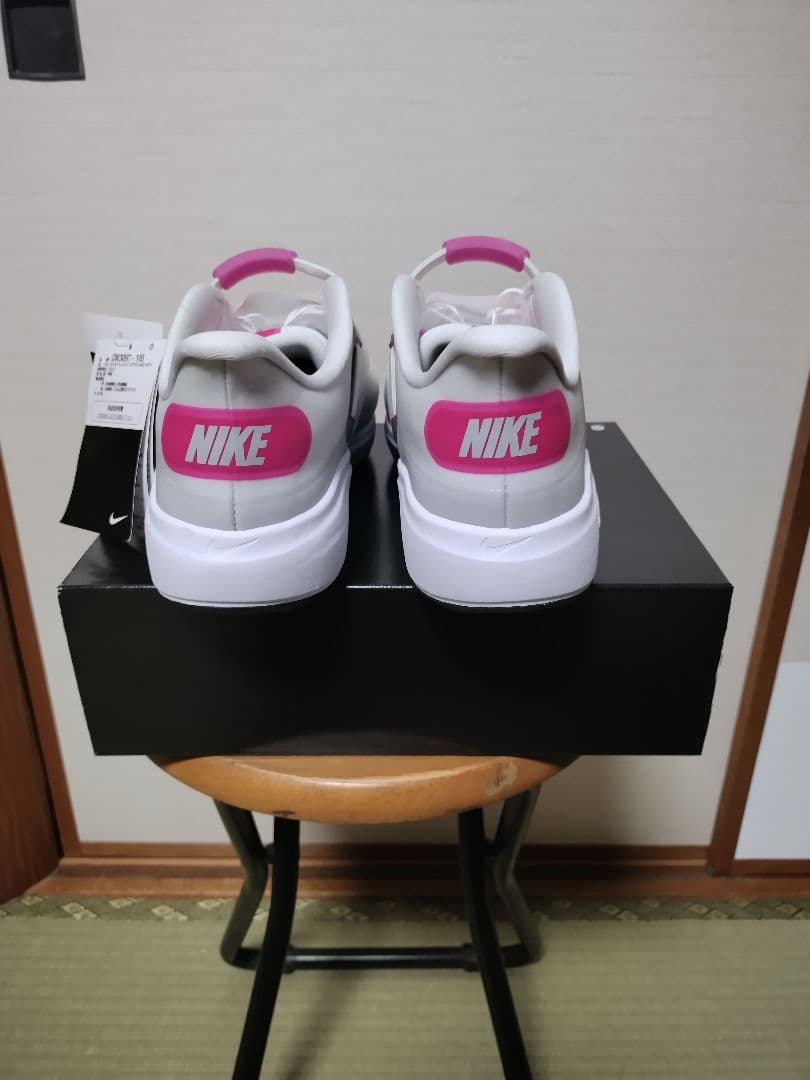 新品 未使用 ナイキ ゴルフ リアクトエースツアー ワイド ウィメンズ 26