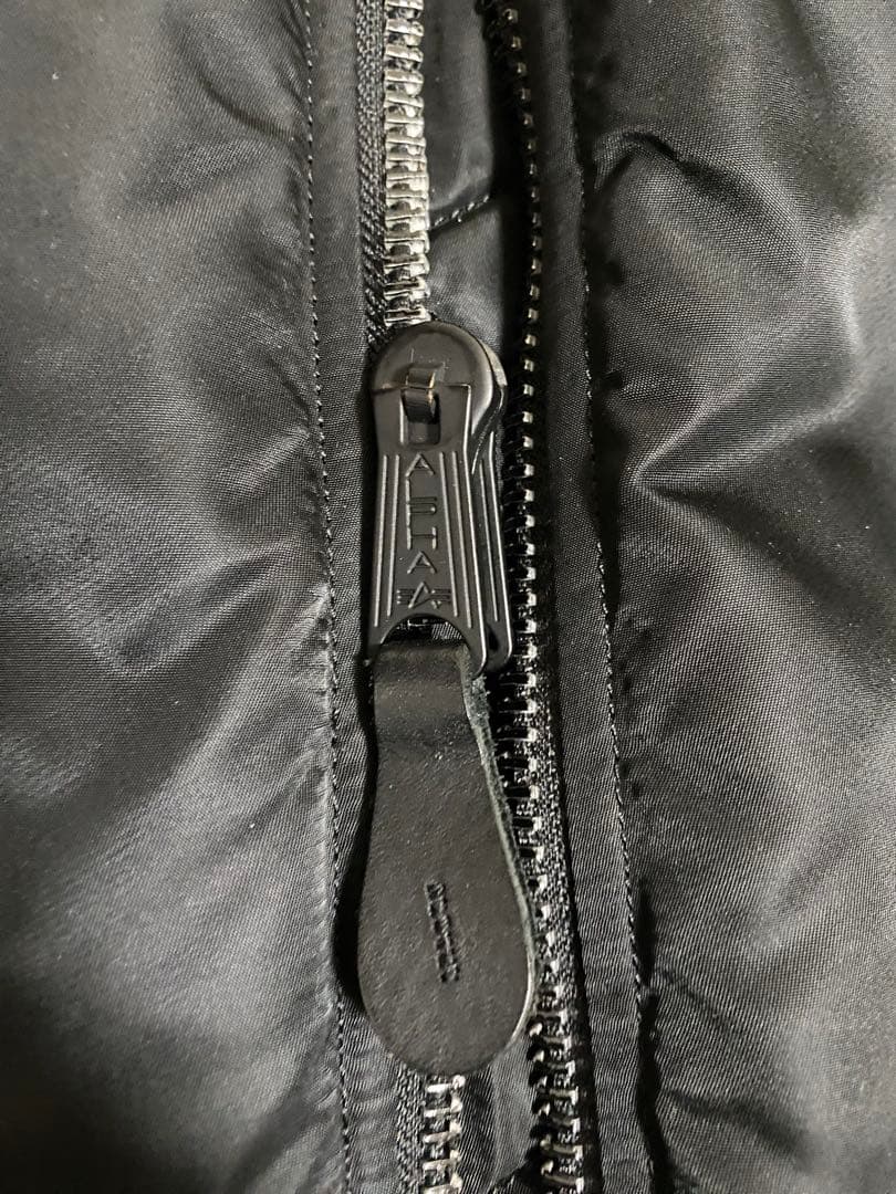 美品　アルファ インダストリーズ MA-1 フライトジャケット S 黒