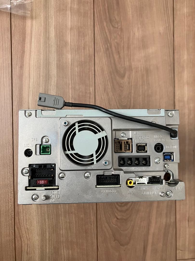 carrozzeria AVIC-ZH09CS カーナビ 7インチ ＊ジャンク品