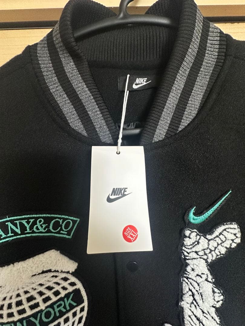 Tiffany & Co. Nike スタジャン XXLサイズ 黒