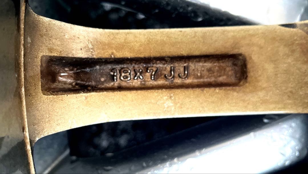 スバル純正　18インチアルミホイール　PCD100