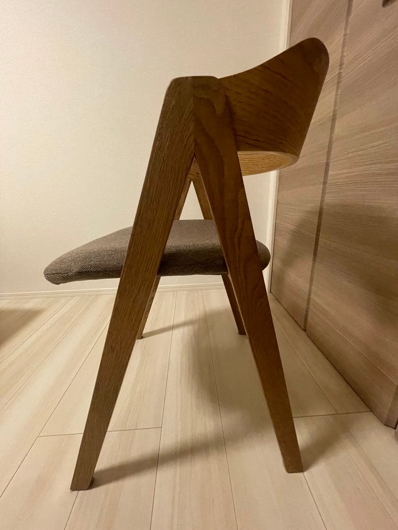 unico　ELEMT(エレムト)　チェア 木脚 ブラウン