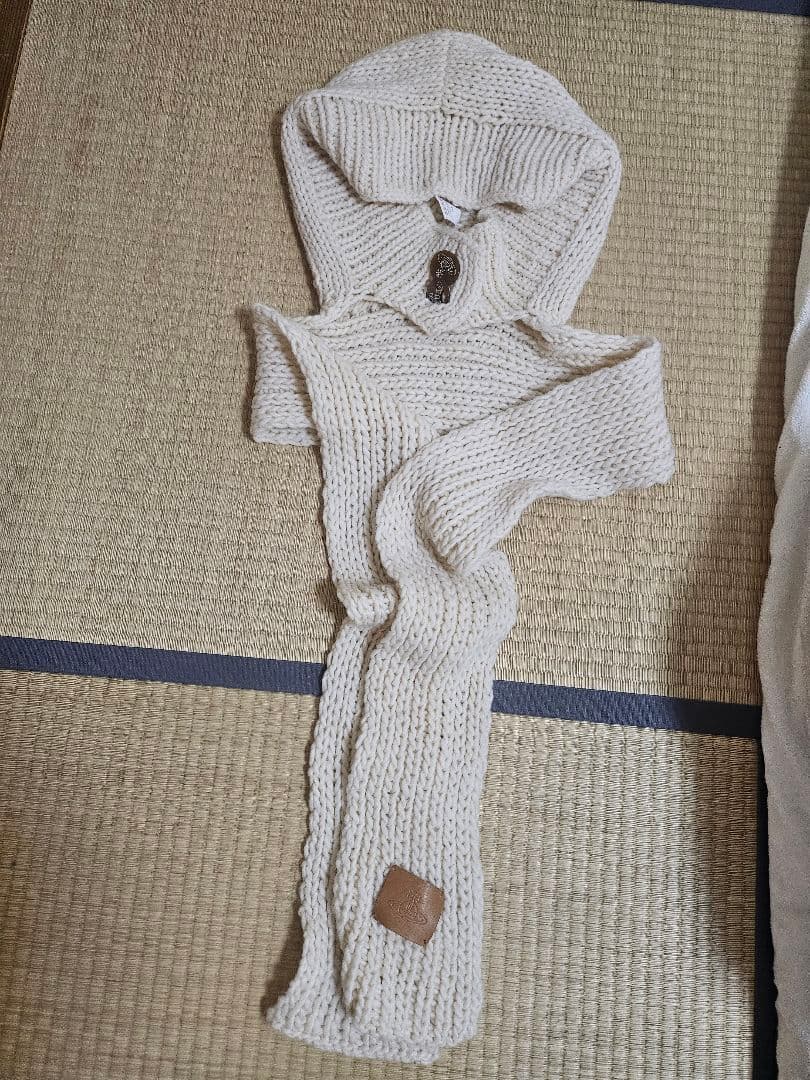 ヴィヴィアンウエストウッド　 ニットフード付きマフラー