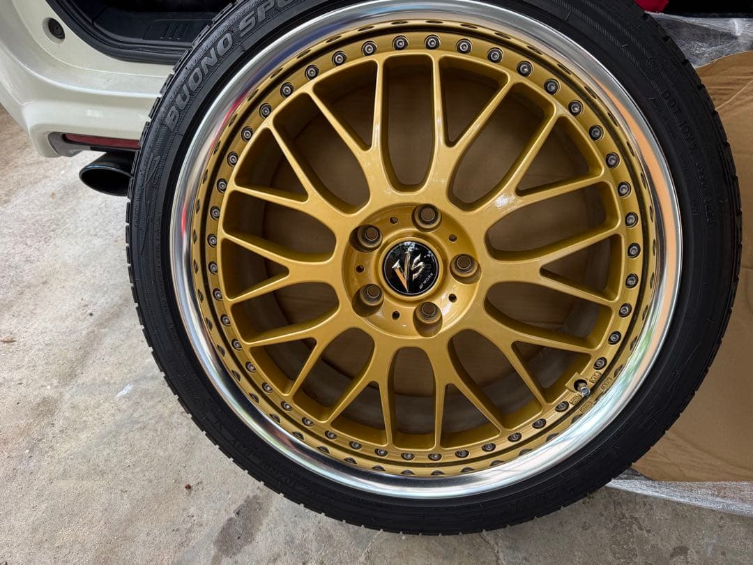 19インチ WORK VS XX (1)