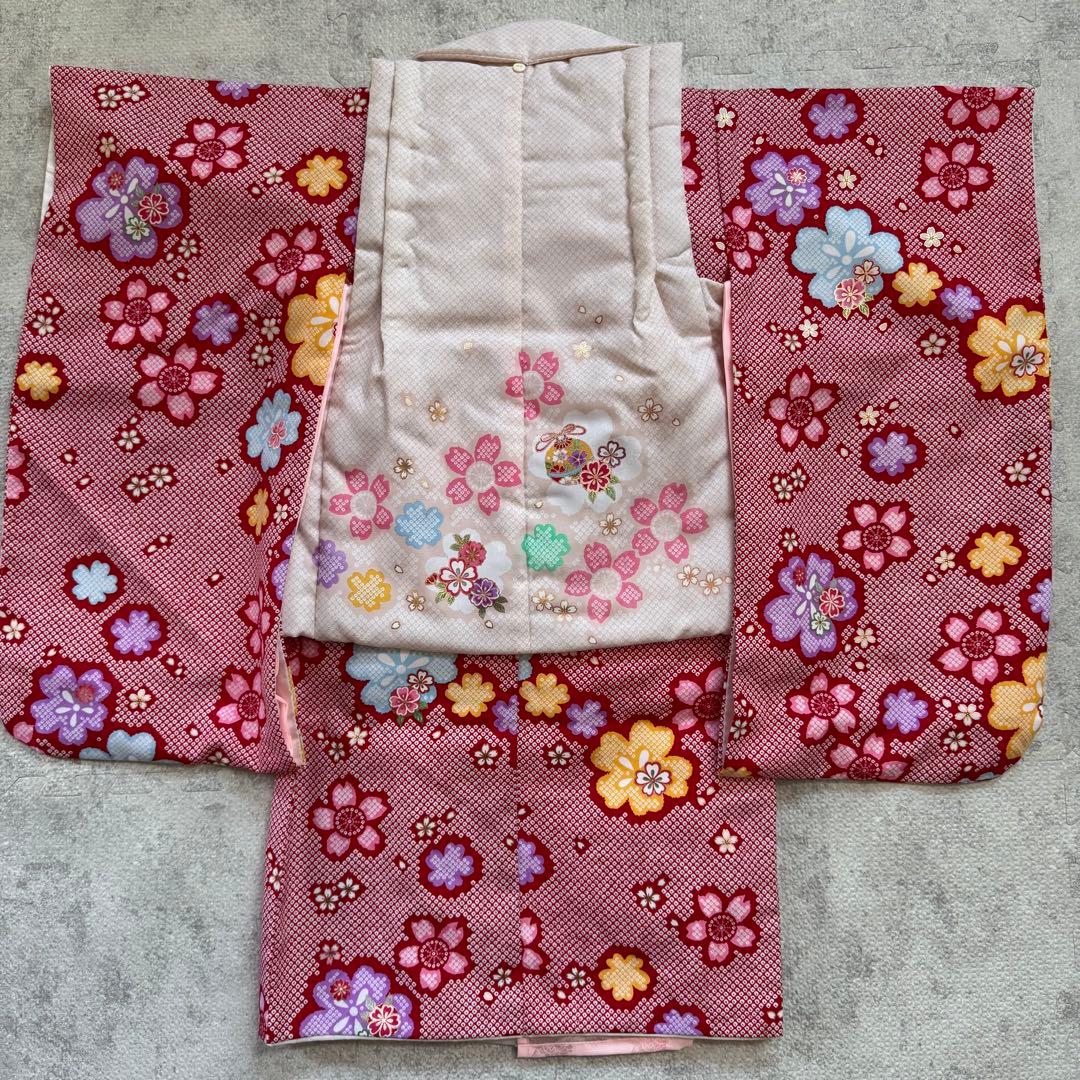 七五三 花ひめ　赤とピンク花柄　三歳　着物　箱付きです