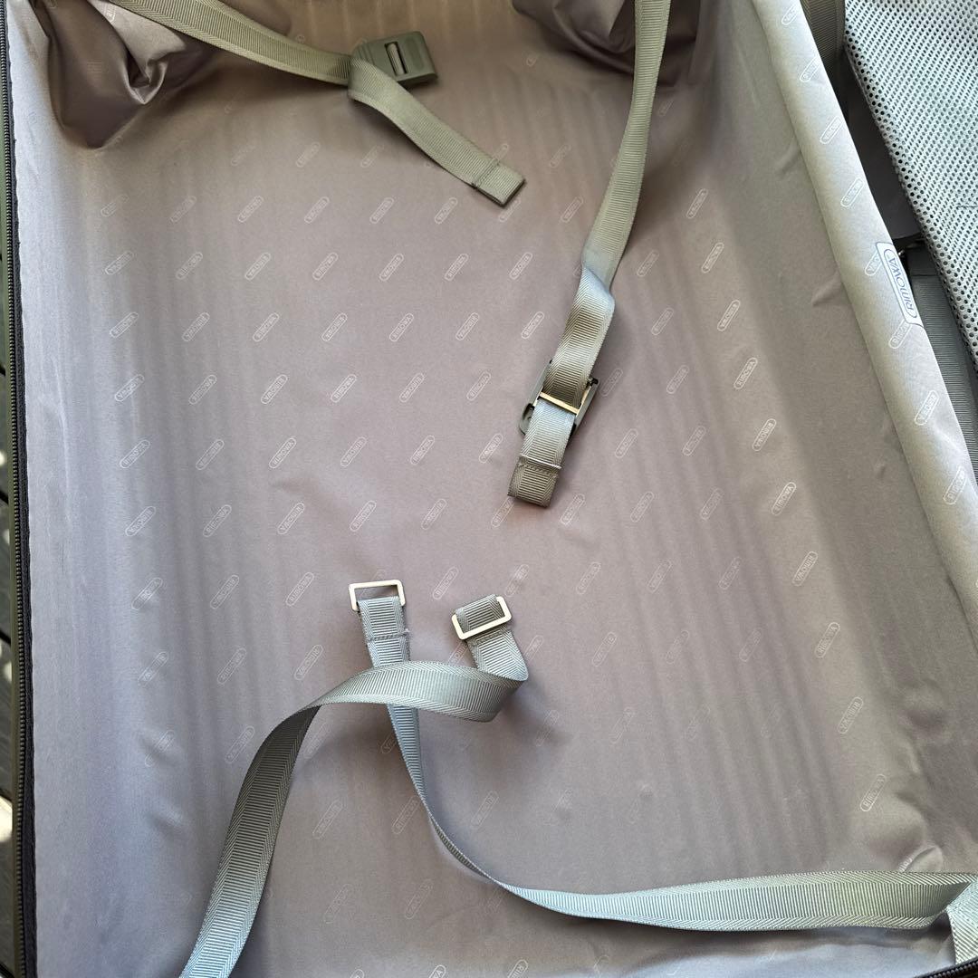 RIMOWA 63L ホワイト キャリーケース no.89840