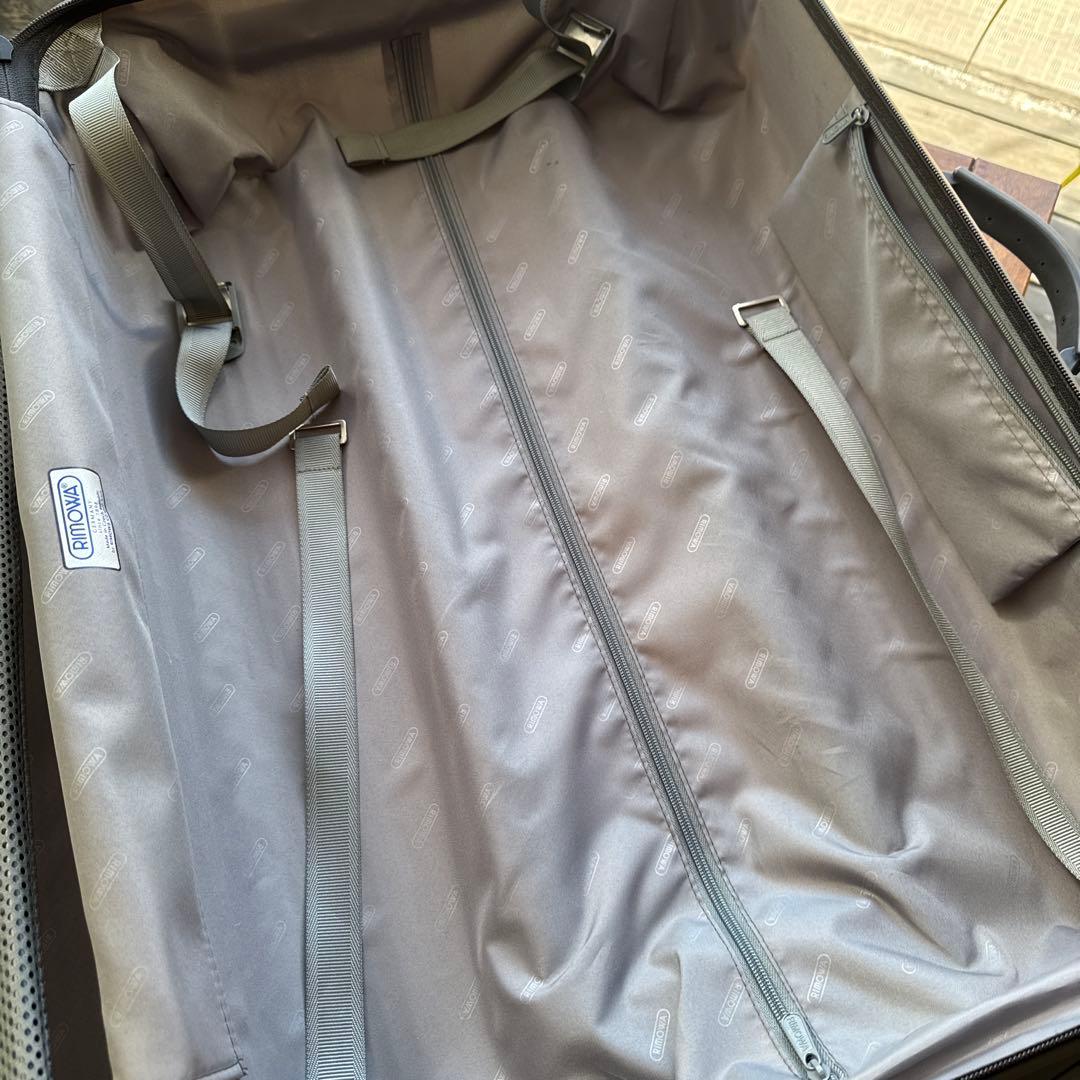 RIMOWA 63L ホワイト キャリーケース no.89840