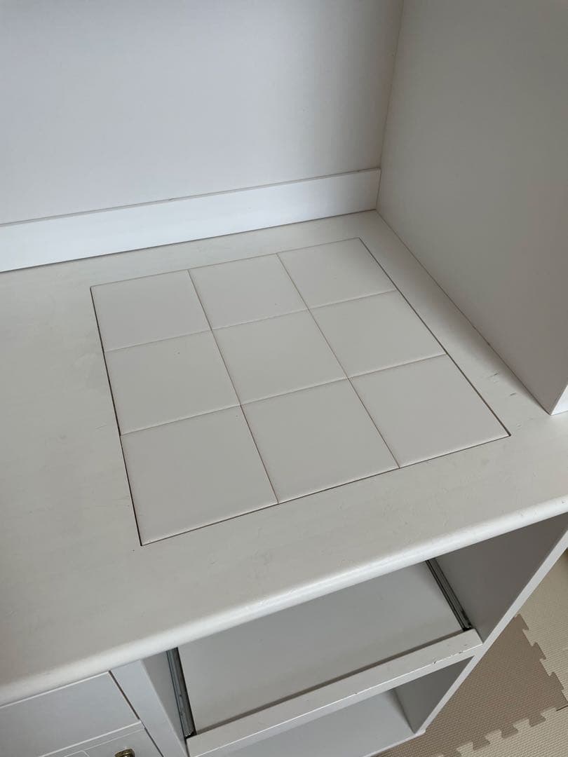 モモナチュラル　ホワイト木製食器棚 ガラス扉付き