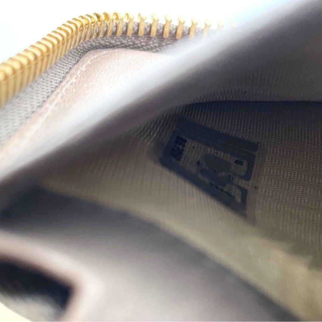 未使用級✨ジミーチュウ CADT LTR キーケース スタッズ ベージュ系