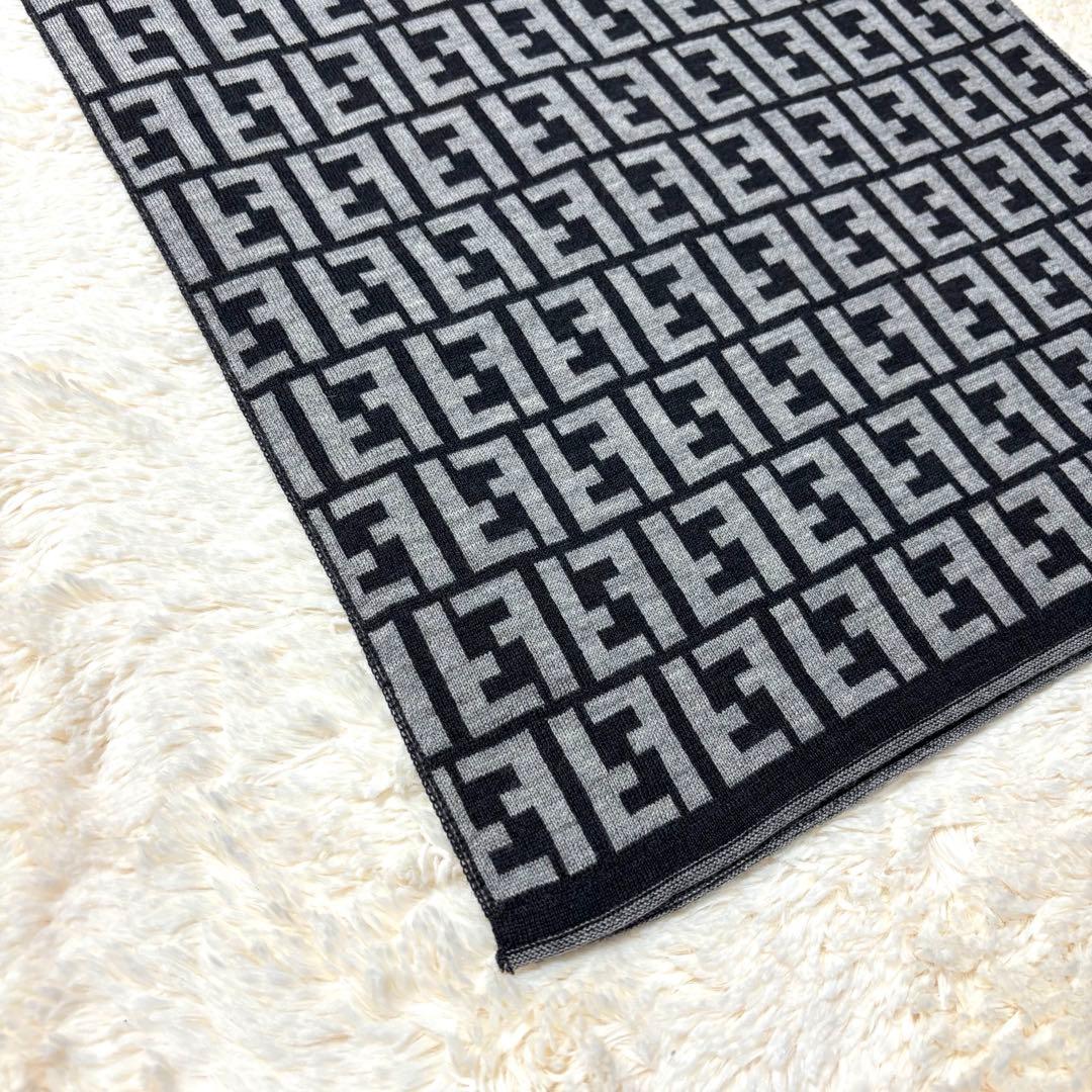 FENDI フェンディ マフラー グレー ブラック ズッカ柄 ロゴ 美品 メンズ