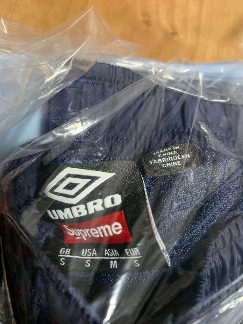 【S】Supreme®/Umbro® Gradient Track Pant