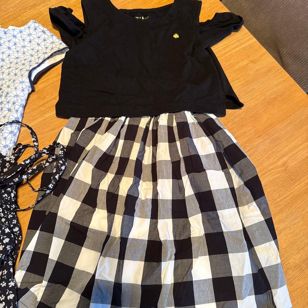 ワンピースとノースリーブセット