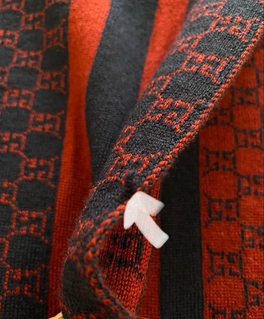 GUCCI GGロゴパターン マフラー 赤/ネイビー リバーシブル