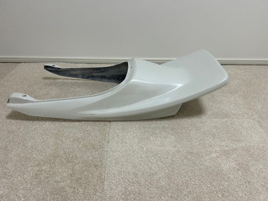 バイク用白色カウル