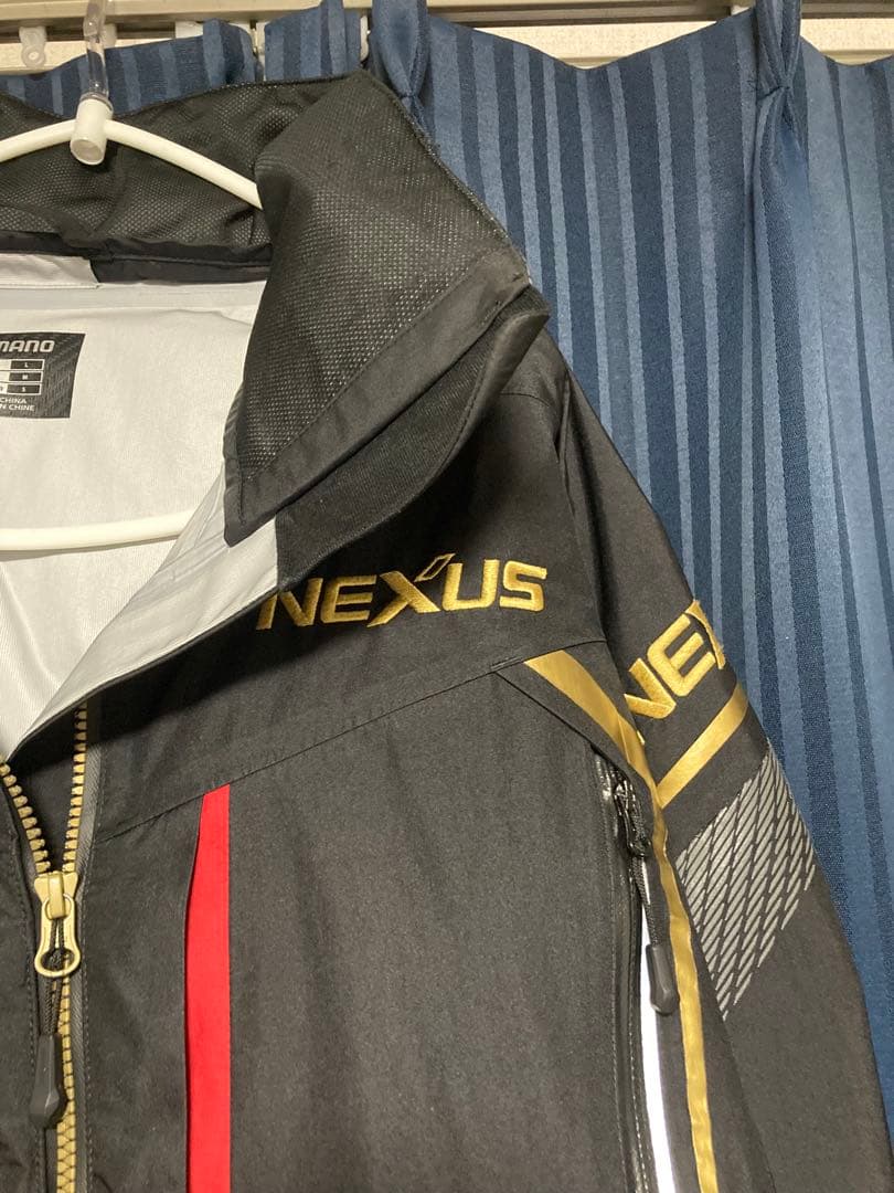 シマノ ネクサスDSタフレインスーツ RA-124S Lサイズ　ブラック