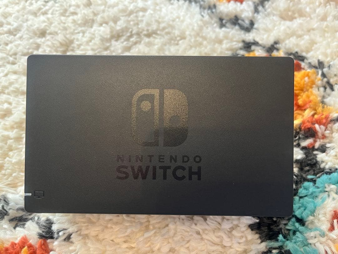 【美品】Nintendo Switch本体