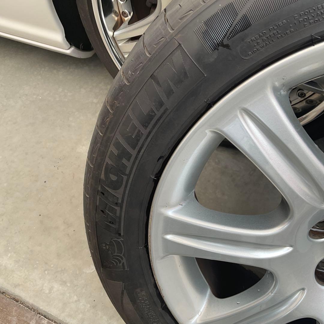 ジャガー XJ 18インチホイールとタイヤ