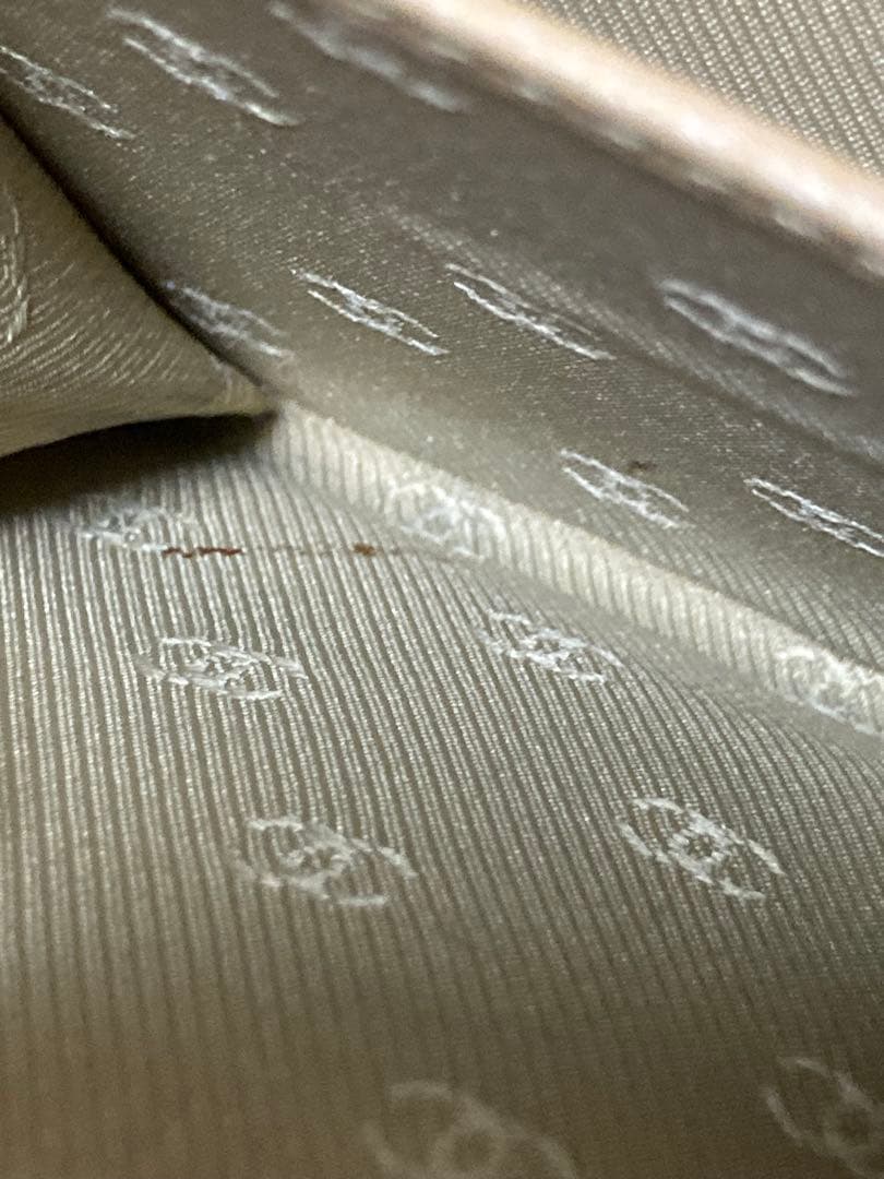 CHANEL シャネル　ココボタン　コンパクト 財布 ココマーク　ベージュ