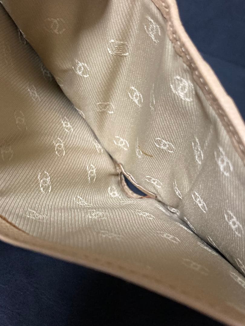 CHANEL シャネル　ココボタン　コンパクト 財布 ココマーク　ベージュ