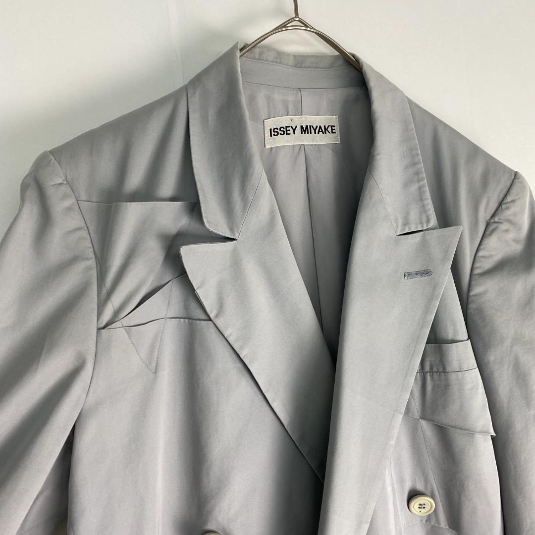 イッセイミヤケ　スーツセットアップ　ダブル　レイヤーデザイン　奇抜　ライトブルー
