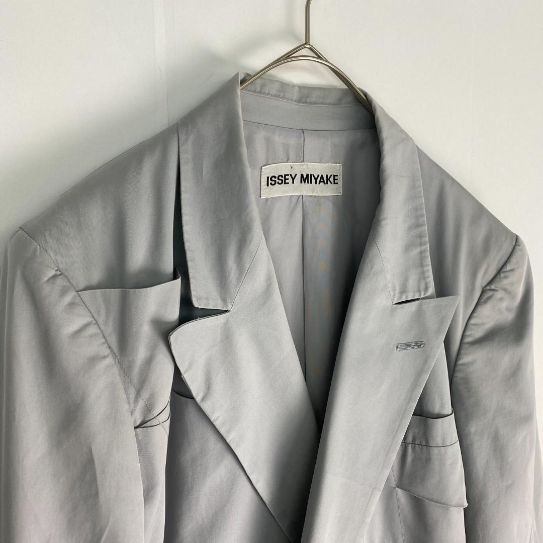 イッセイミヤケ　スーツセットアップ　ダブル　レイヤーデザイン　奇抜　ライトブルー