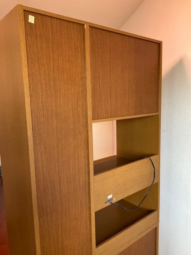 浜本工芸の食器棚