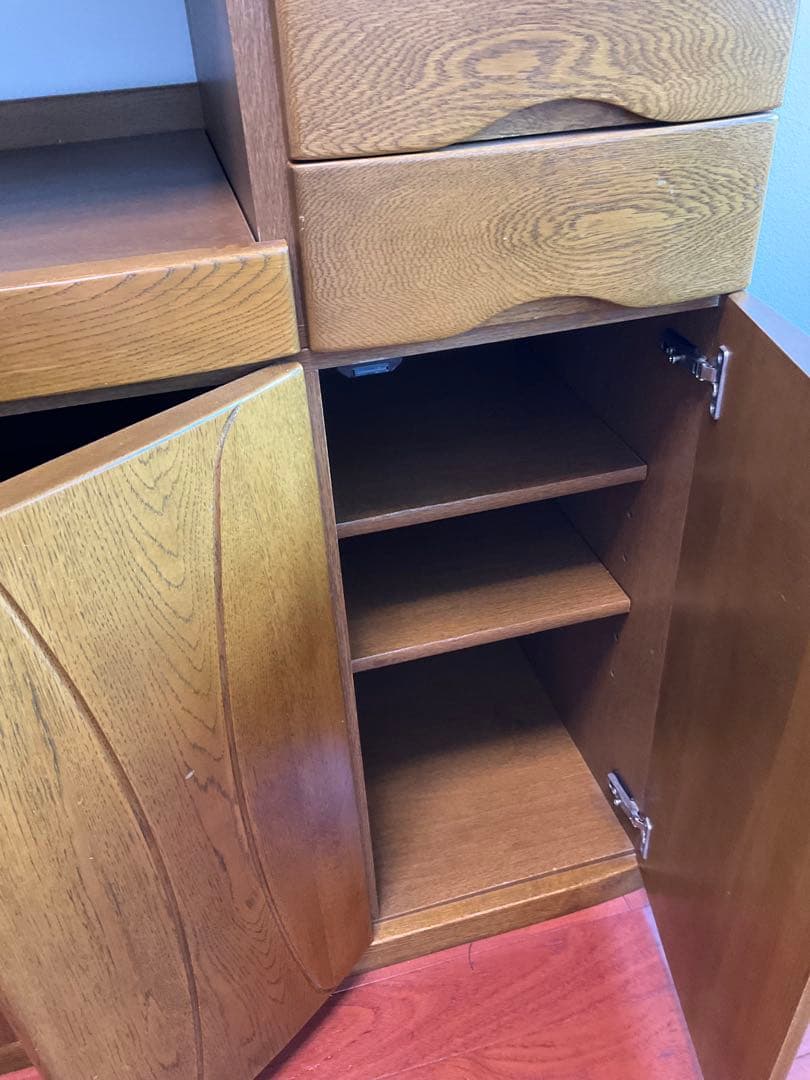 浜本工芸の食器棚