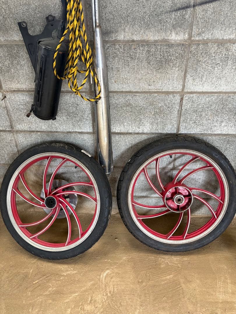 rz50用　ホイールセット　タイヤ付き　バイク