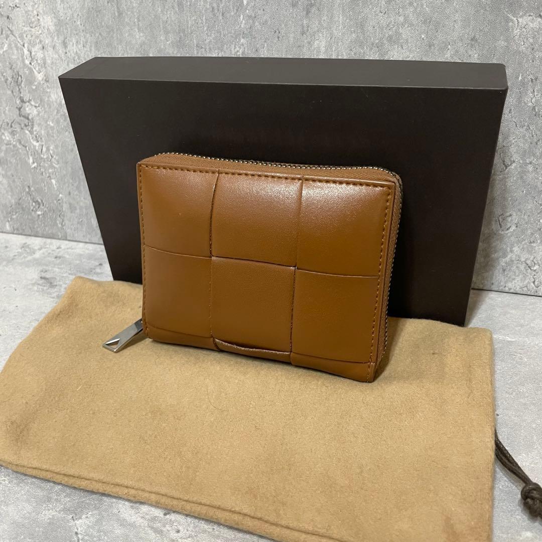 Bottega Veneta カセット ジッピーウォレット マキシイントレ 財布