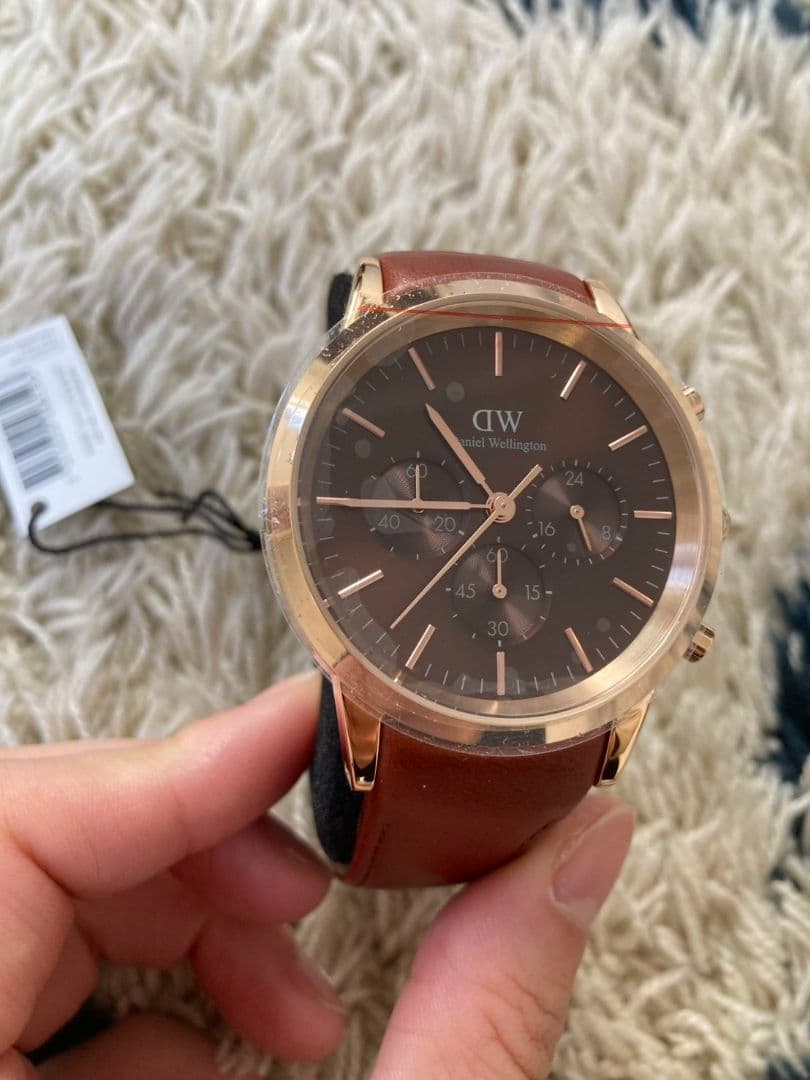 Daniel Wellington クロノグラフ 時計 レザーベルト