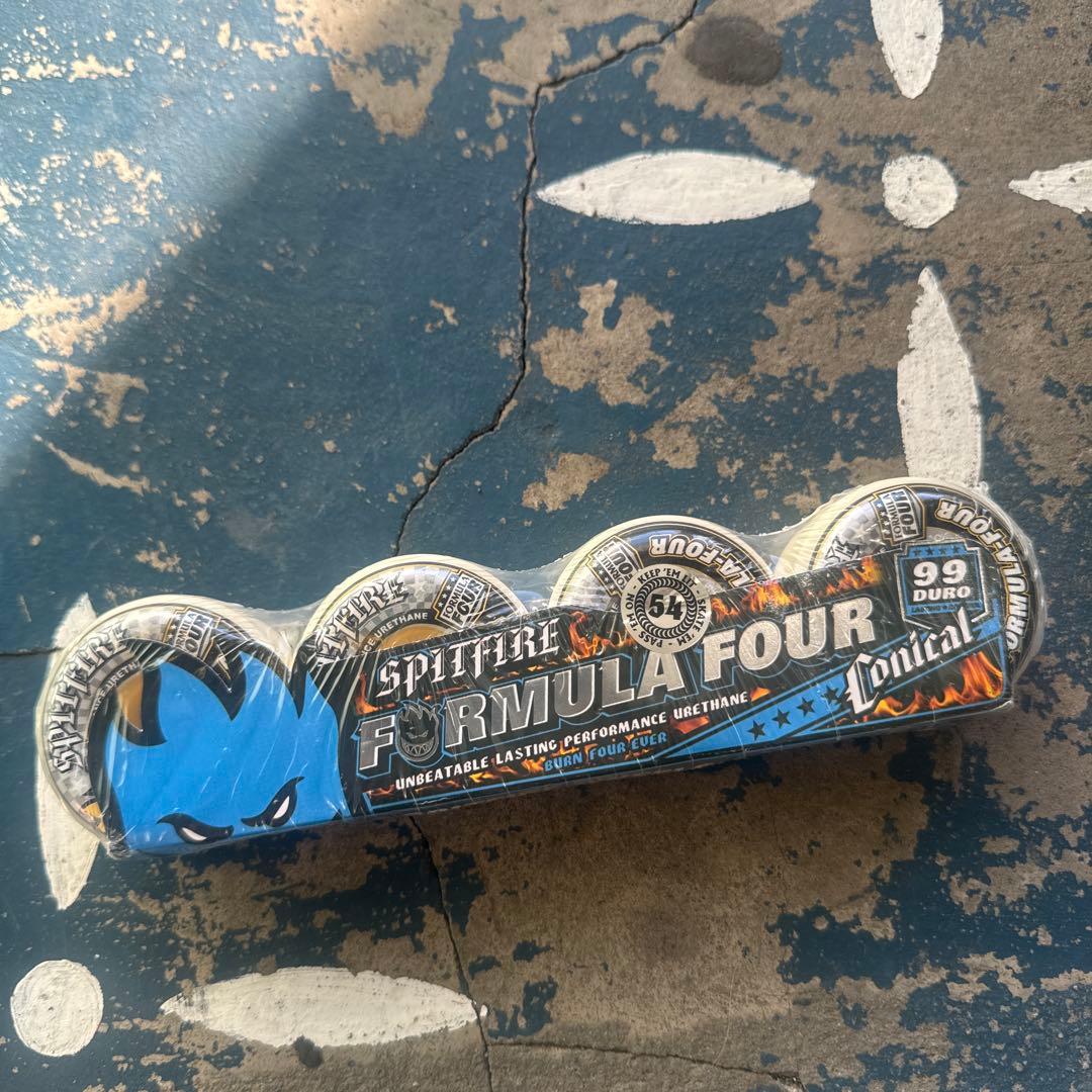 Spitfire フォーマル4コニカル54mm99a 定価¥9,130
