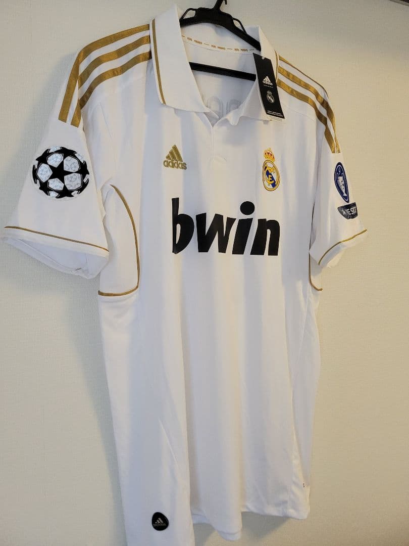 クリスティアーノ ロナウド レアル マドリード サイン ユニフォーム 証明書付き