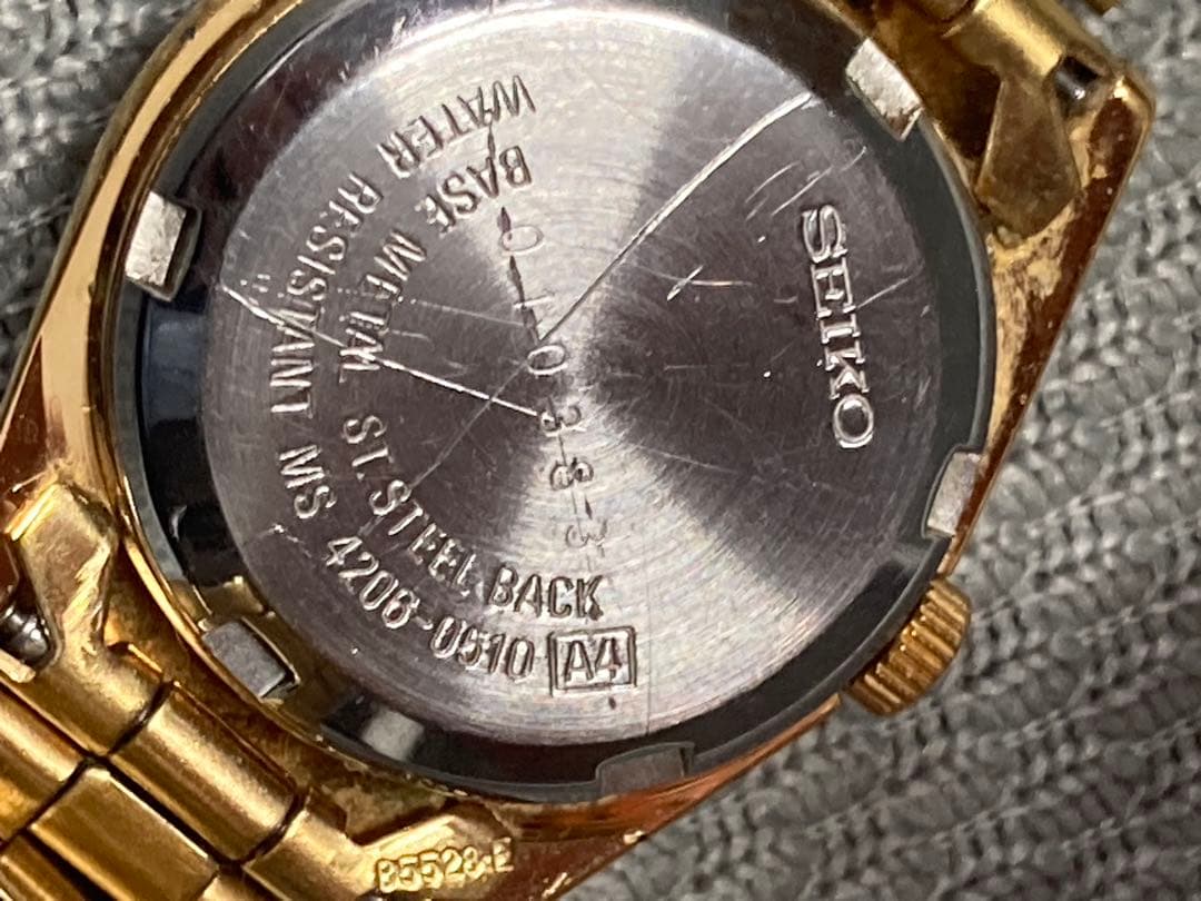 SEIKO 時計 ゴールド