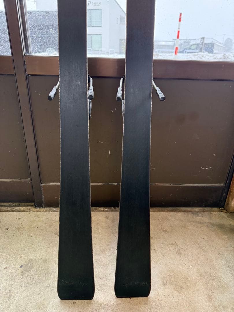 エラン Race SL スキー板 黒/緑 バインディング付き