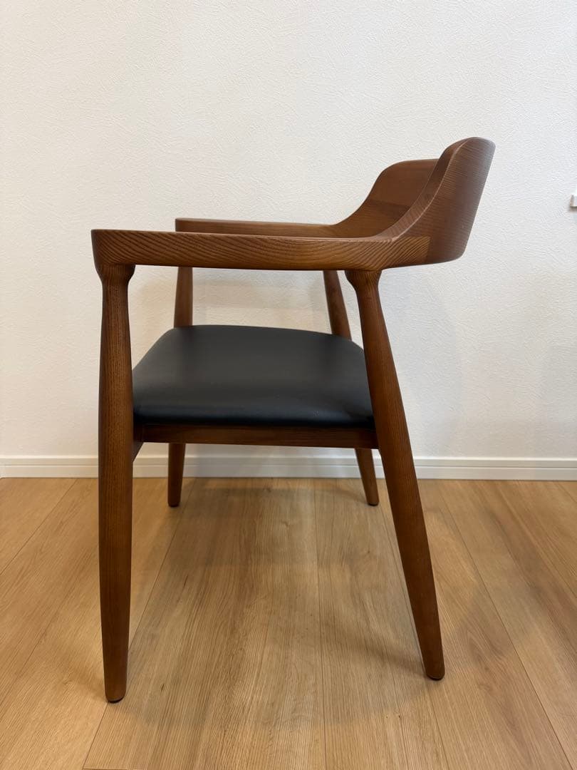 ダイニングチェアー