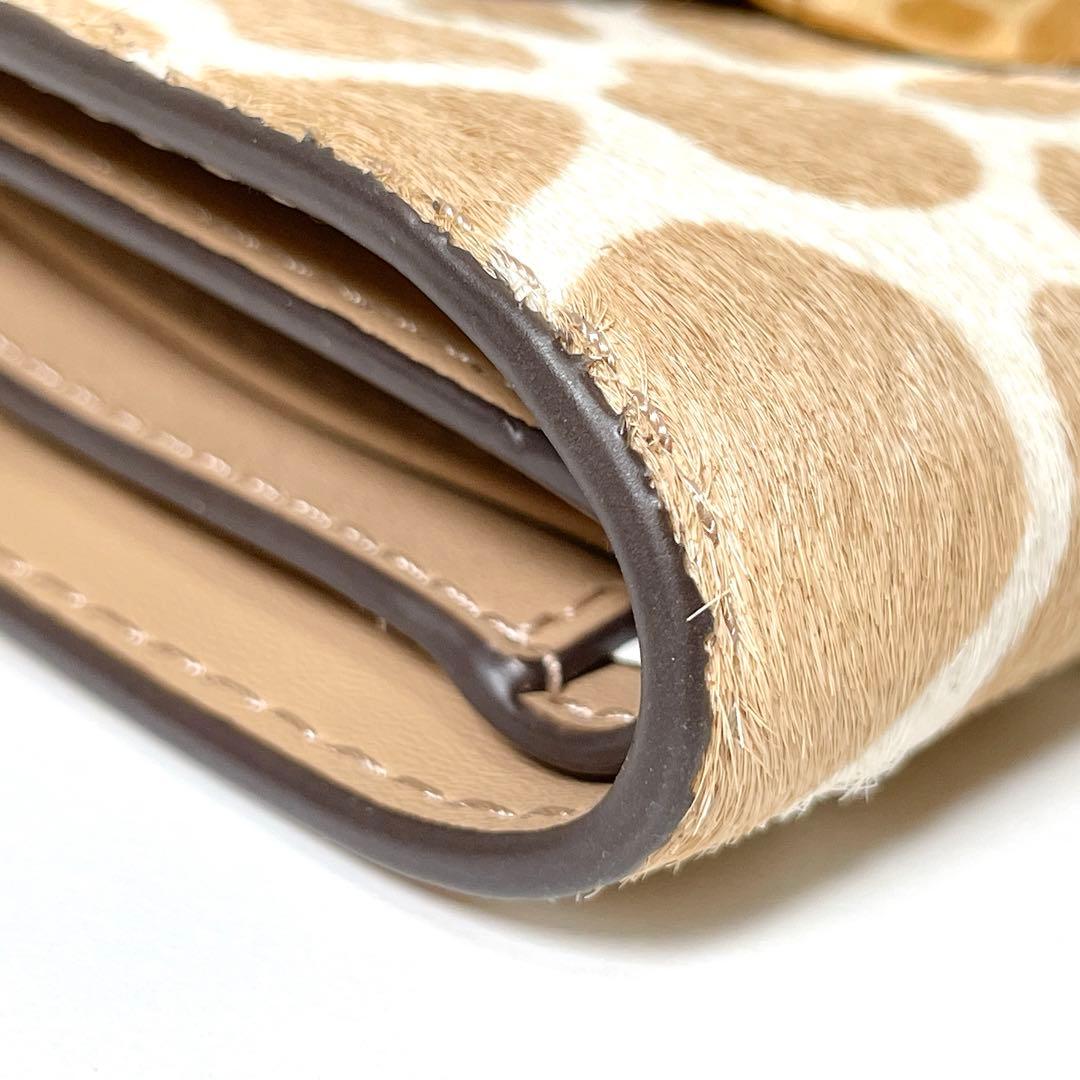 ちょっぴり大人なミニ財布✨MICHAEL KORS カルメン 二つ折り財布