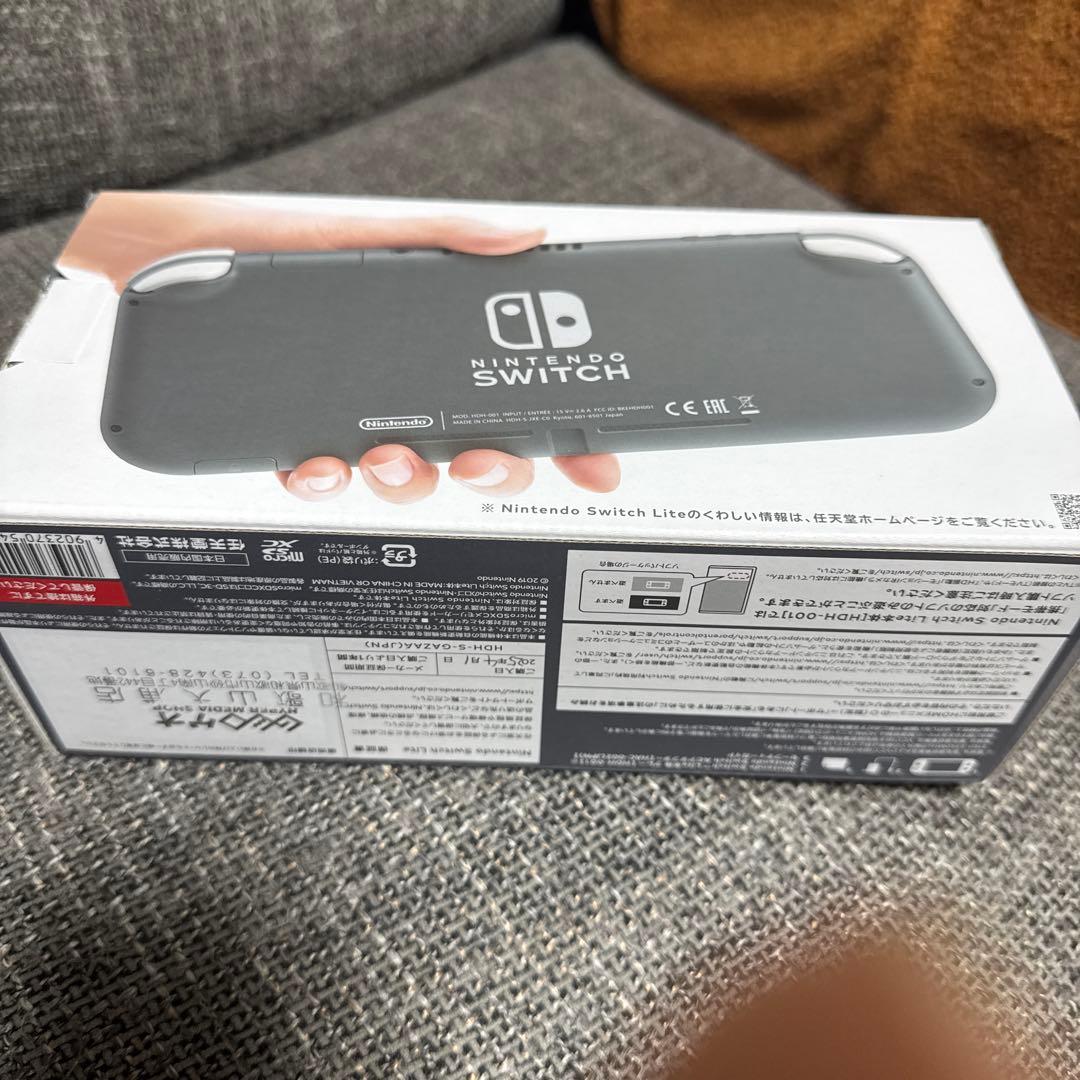 TCGNintendo Switch Lite グレー本体新品未使用